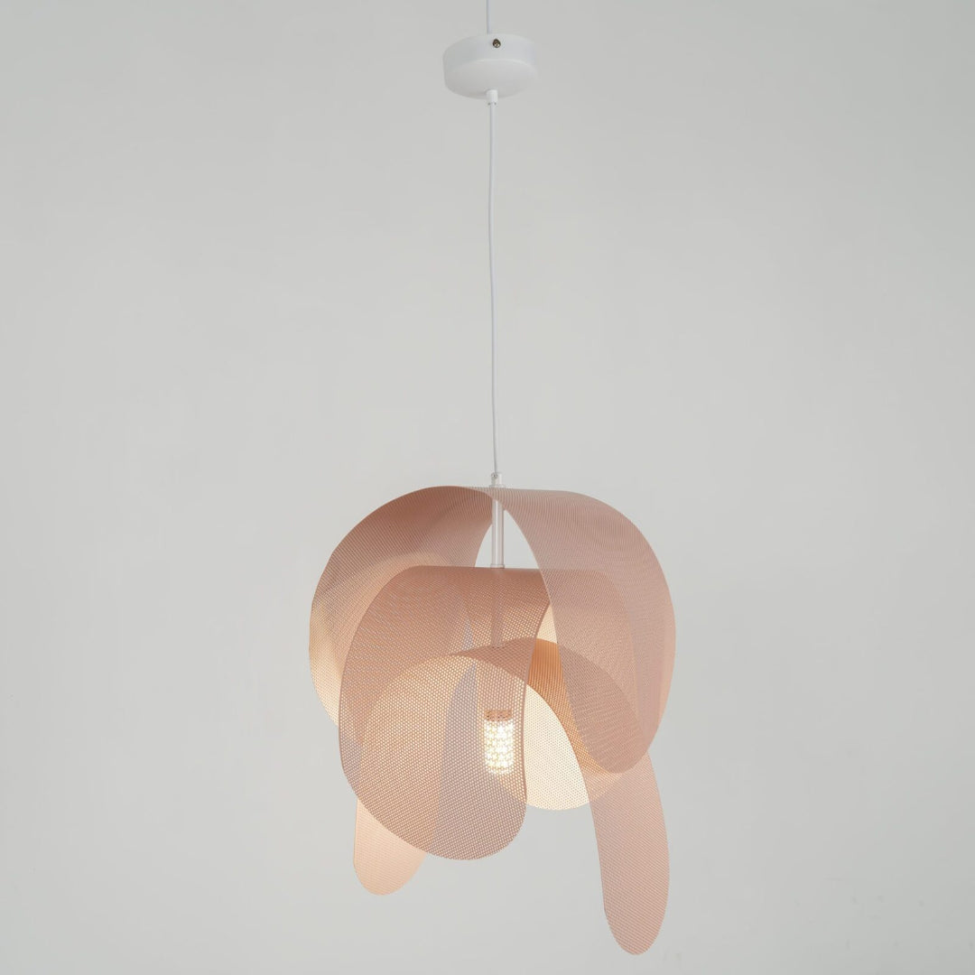 Geperforeerde metalen hanglamp in elegante rosé afwerking
