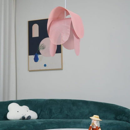 Geperforeerde metalen hanglamp in elegante rosé afwerking