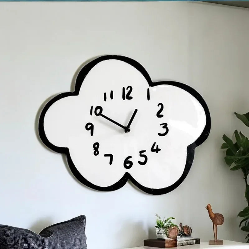 Wiebelende Wolk - Cartoon Wandklok - Uniek Decoratief Design-Wall Clocks-De Bazelaar