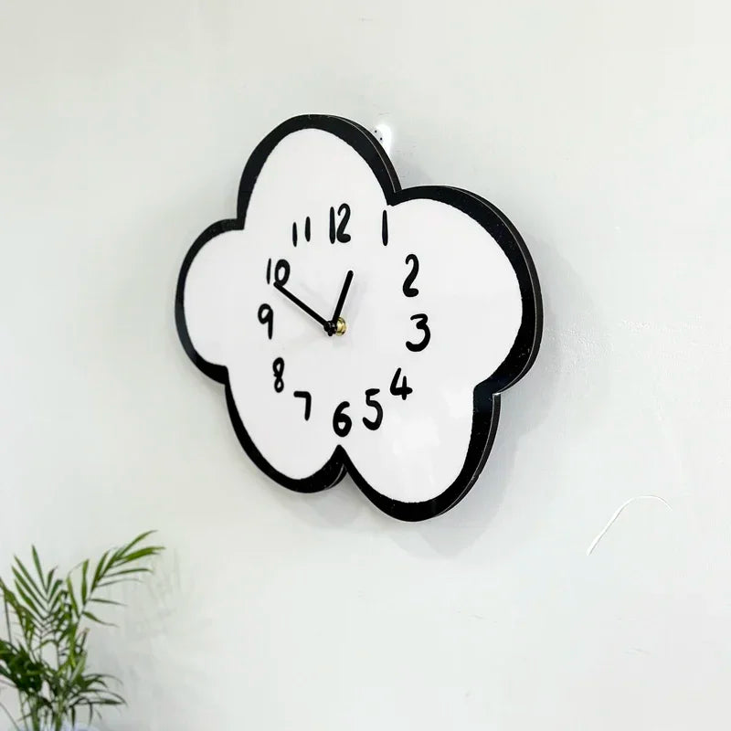 Wiebelende Wolk - Cartoon Wandklok - Uniek Decoratief Design-Wall Clocks-De Bazelaar