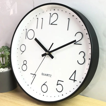 Noordse Minimalistische Wandklok - Tijdloos Design - Stijlvolle Functionaliteit-Wall Clocks-De Bazelaar