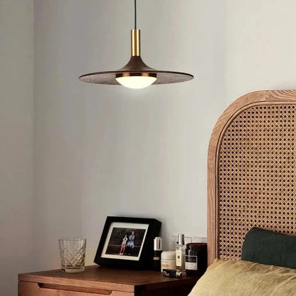 Noorse Notenhouten Hanglamp – Stijlvol, Modern &amp; Energiezuinig-lamp-De Bazelaar