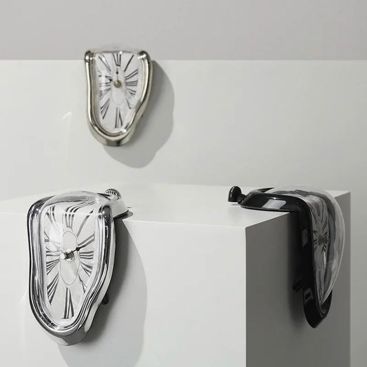 Smeltende Klok - Surrealistische Stijl - Uniek Decoratief Kunstwerk-Wall Clocks-De Bazelaar