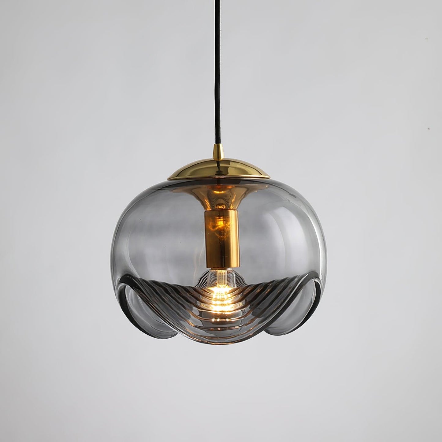Elegante Golvende Hanglamp Suspension LumiVague-light decor-De Bazelaar
