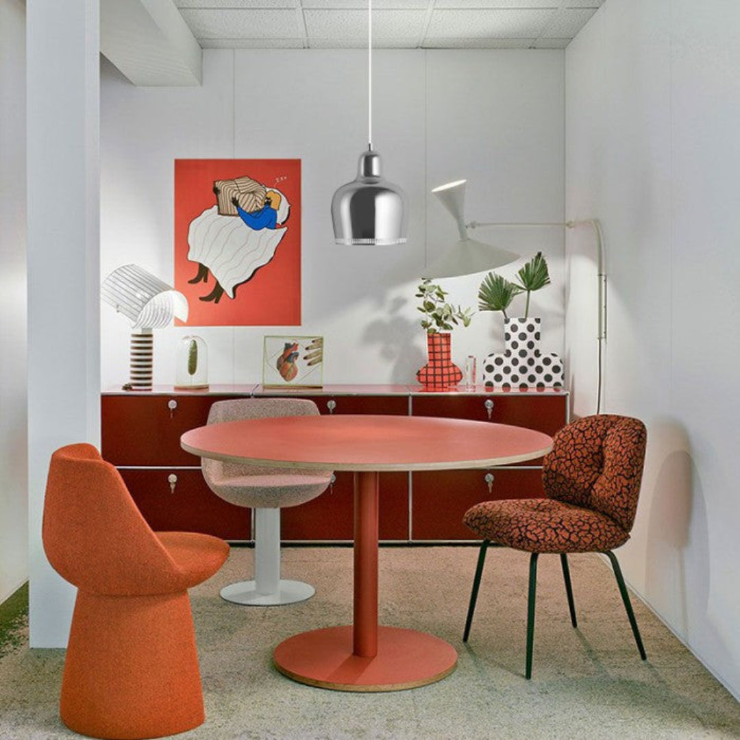 Gouden Klokvormige Hanglamp – Elegantie en Functionele Verlichting-light decor-De Bazelaar