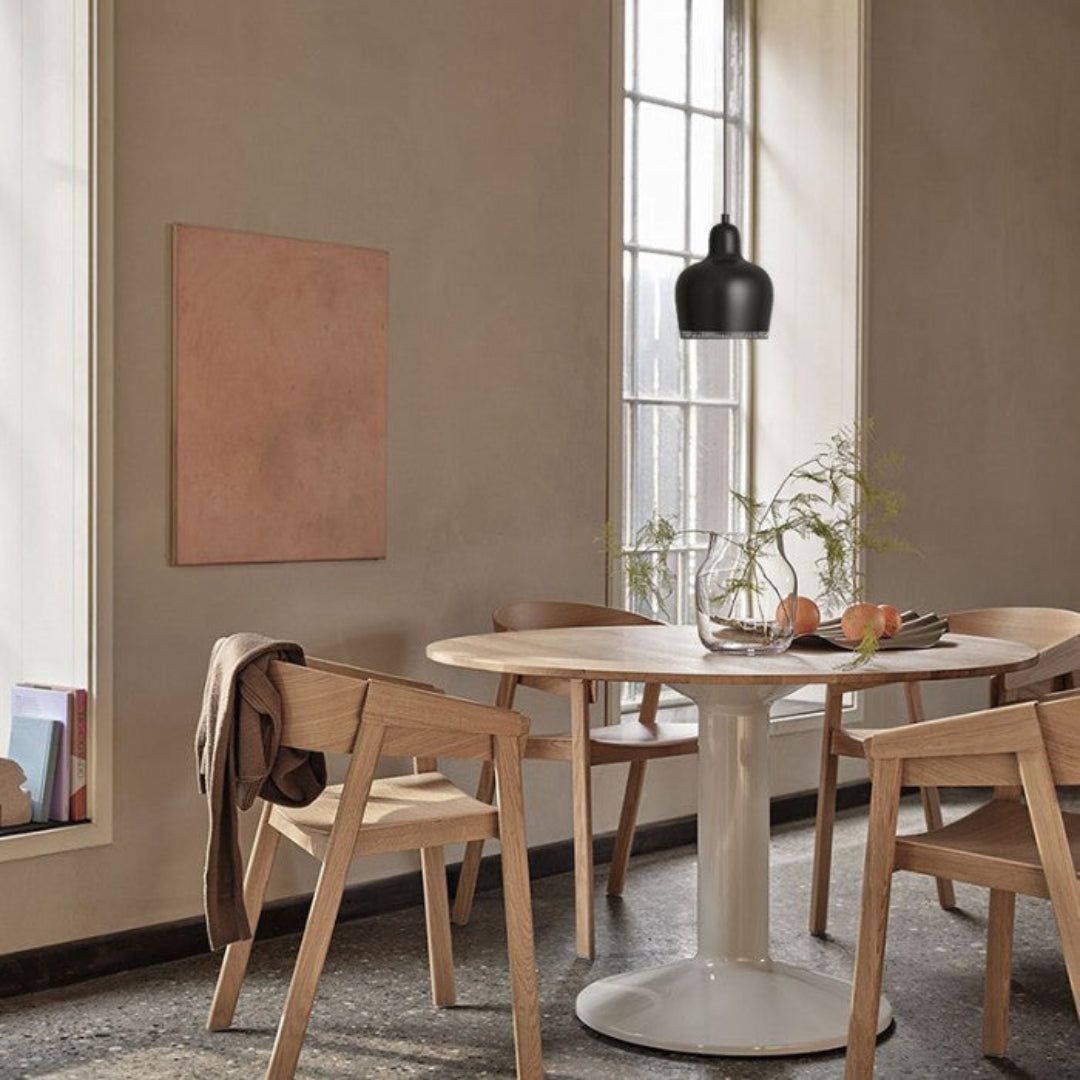 Gouden Klokvormige Hanglamp – Elegantie en Functionele Verlichting-light decor-De Bazelaar