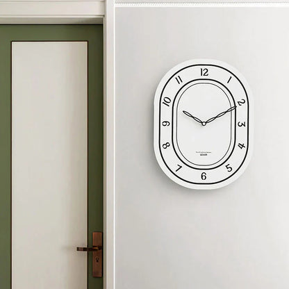 Zwarte & Witte Wandklok - Lasergegraveerd Romeins Ontwerp - Uniek en Stijlvol-Wall Clocks-De Bazelaar