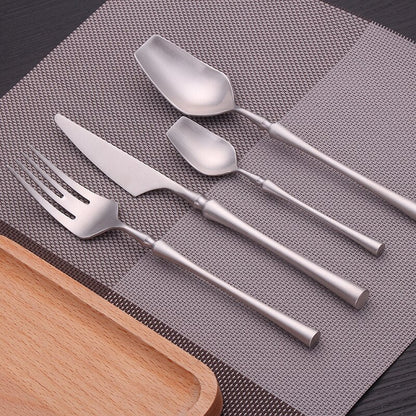Egyptisch Geïnspireerd Bestekset - Elegantie & Duurzaamheid voor Eettafel-Cutlery Sets-De Bazelaar