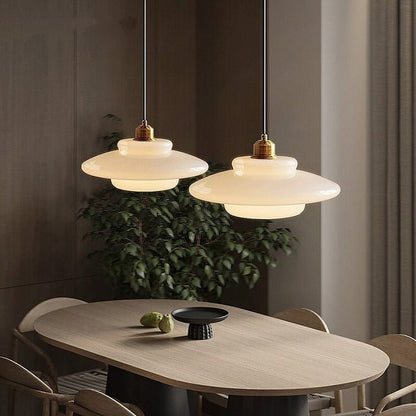 Elegante Hanglamp met Wit Glazen Scherm-light decor-De Bazelaar