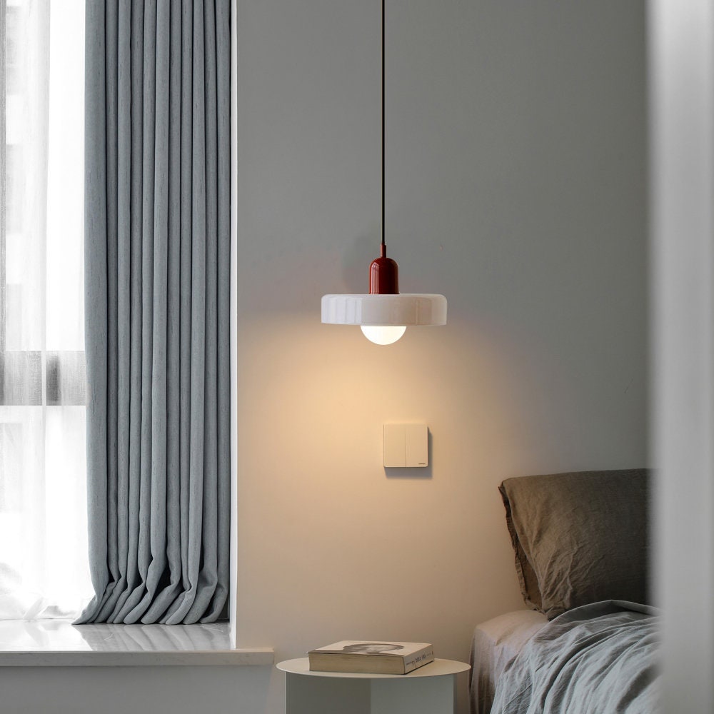 Bauhaus Hanglamp van Gekleurd Glas – Modern & Stijlvol-light decor-De Bazelaar