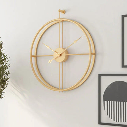 IronClock Gold - Minimalistische Grote Metalen Wandklok - Stijlvol - Tijdloos - Perfecte Decoratie-Wall Clocks-De Bazelaar