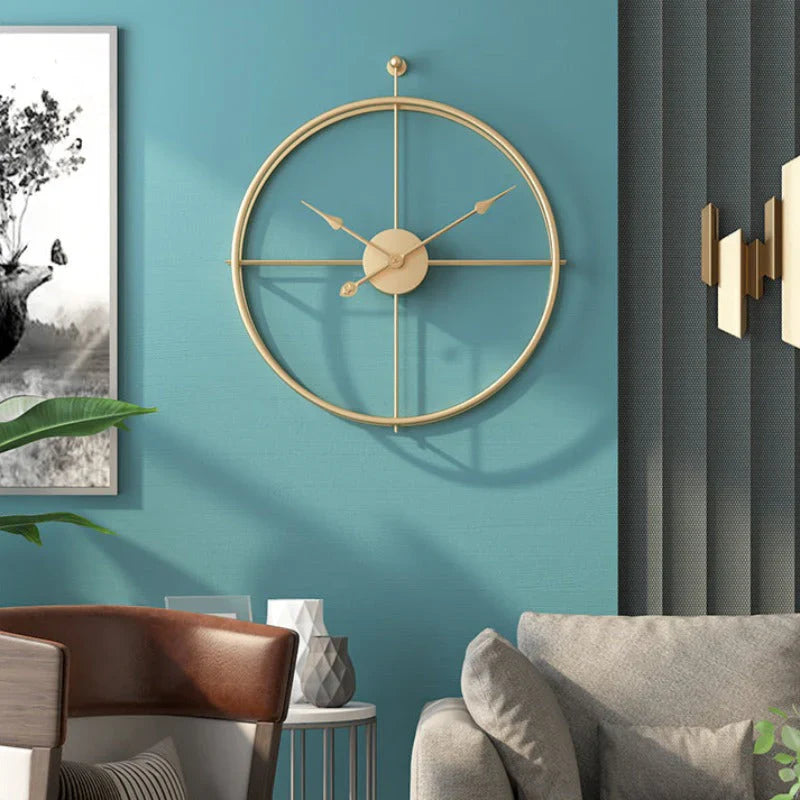 IronClock Gold - Minimalistische Grote Metalen Wandklok - Stijlvol - Tijdloos - Perfecte Decoratie-Wall Clocks-De Bazelaar