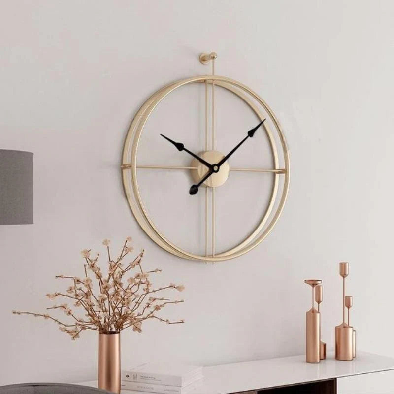 IronClock Gold - Minimalistische Grote Metalen Wandklok - Stijlvol - Tijdloos - Perfecte Decoratie-Wall Clocks-De Bazelaar