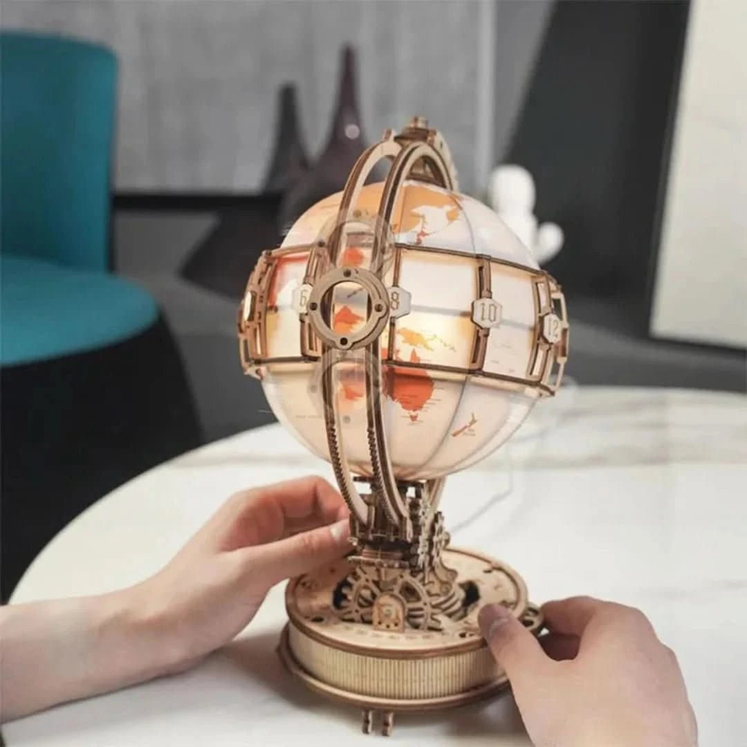 Luminous Globe | LED Licht - #Luminous Globe | LED LichtDe Bazelaar