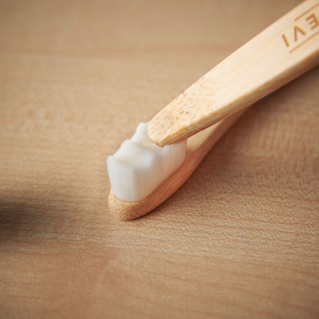 Nano-Tandenborstel | Houtskoolharen - #Nano-Tandenborstel | HoutskoolharenDe Bazelaar