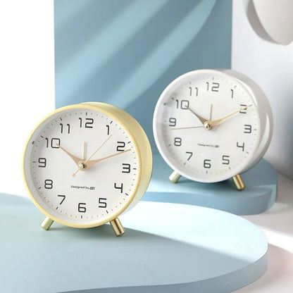 NordTime - Scandinavische Stille Tafelklok - Elegant en Functioneel-Wall Clocks-De Bazelaar