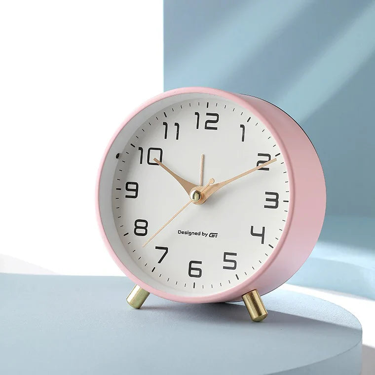 NordTime - Scandinavische Stille Tafelklok - Elegant en Functioneel-Wall Clocks-De Bazelaar