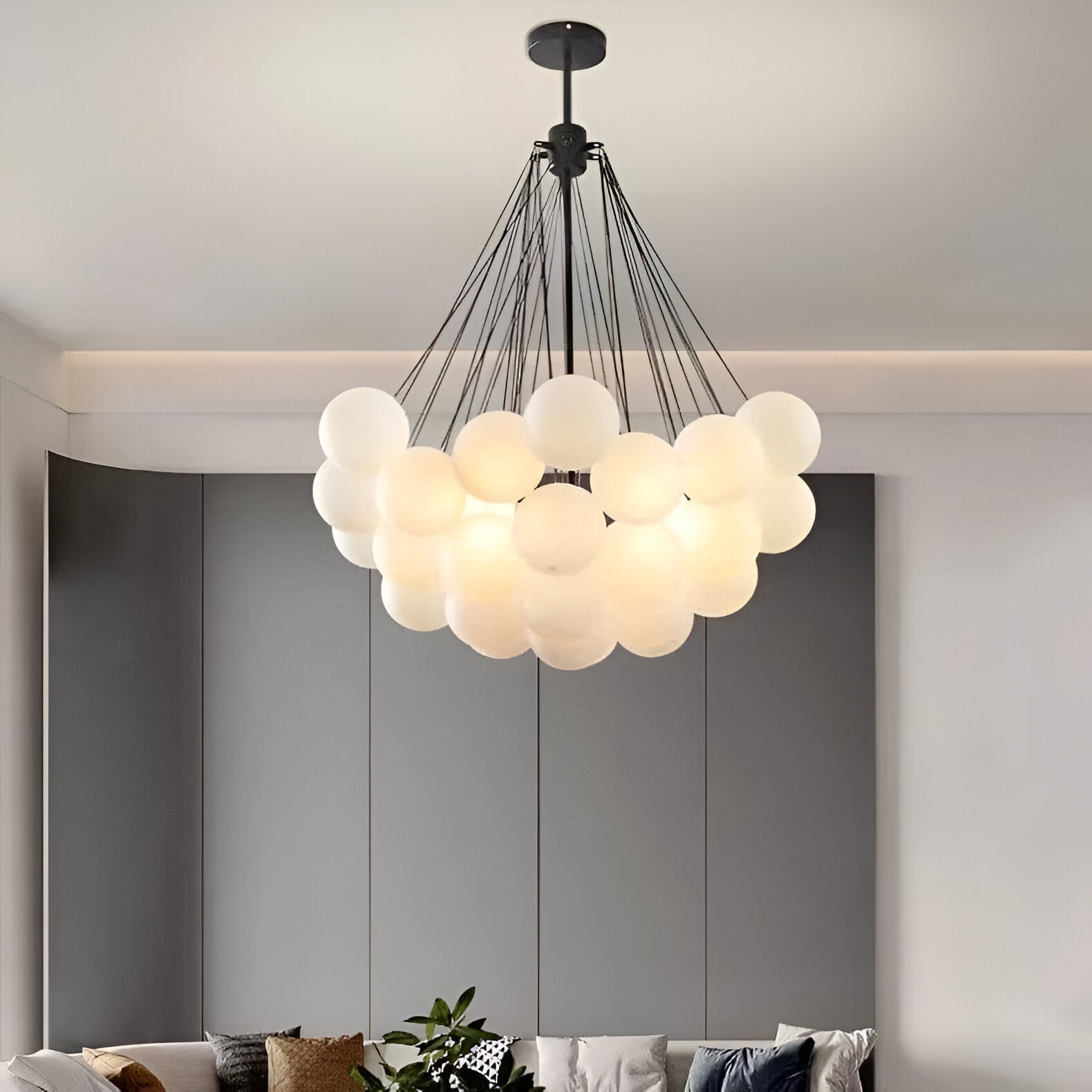 Scandinavische Hanglamp met Matte Glazen Bollen-light decor-De Bazelaar