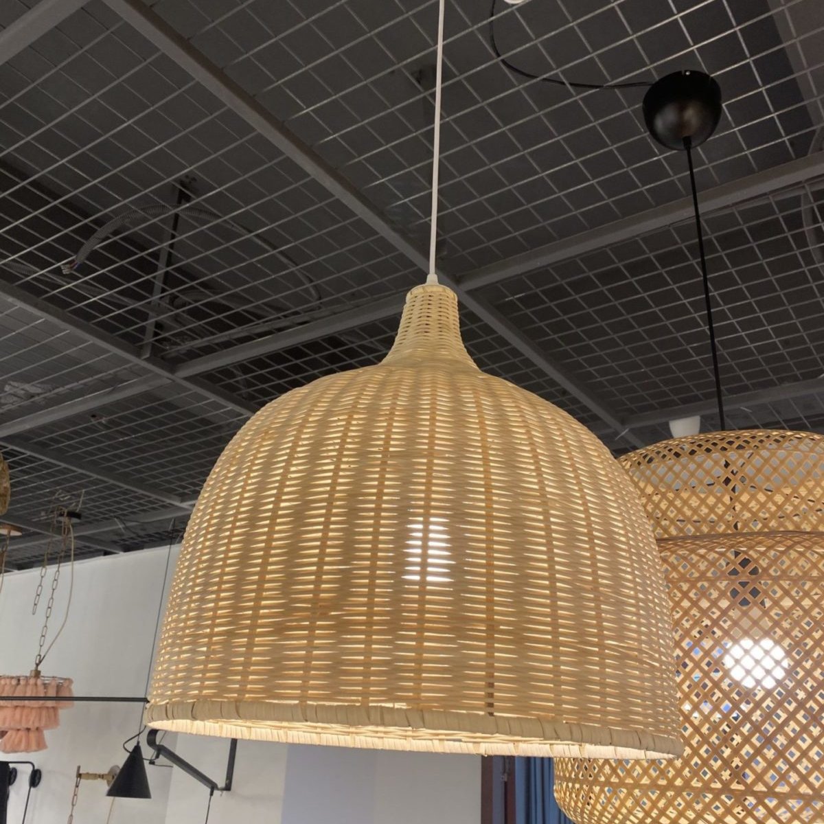 Noordse Rieten Hanglamp – Handgemaakt en Ecologisch-light decor-De Bazelaar