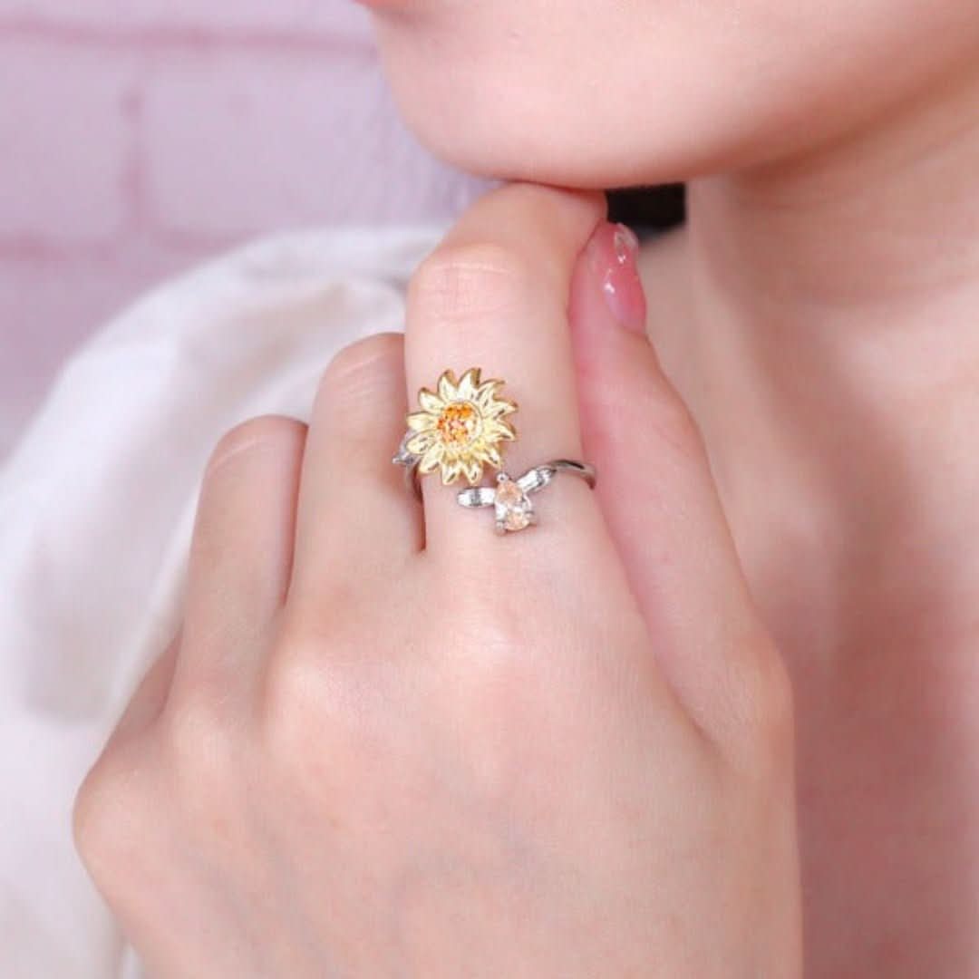 Sunflower Ring | Anti Stress Ring & Draaiend - #Sunflower Ring | Anti Stress Ring & DraaiendDe Bazelaar