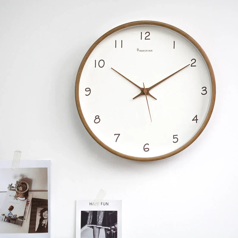 TimelessWood - Minimalistische Massief Houten Wandklok - Uniek Ontwerp-Wall Clocks-De Bazelaar