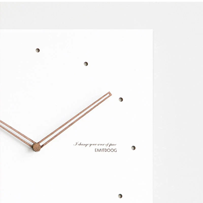 Minimalistische Witte Wandklok - Eco-Vriendelijk & Stijlvol Ontwerp-Wall Clocks-De Bazelaar